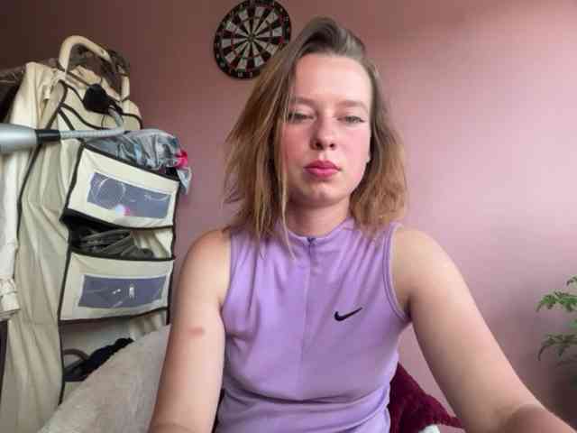 BettyLovely webcam
