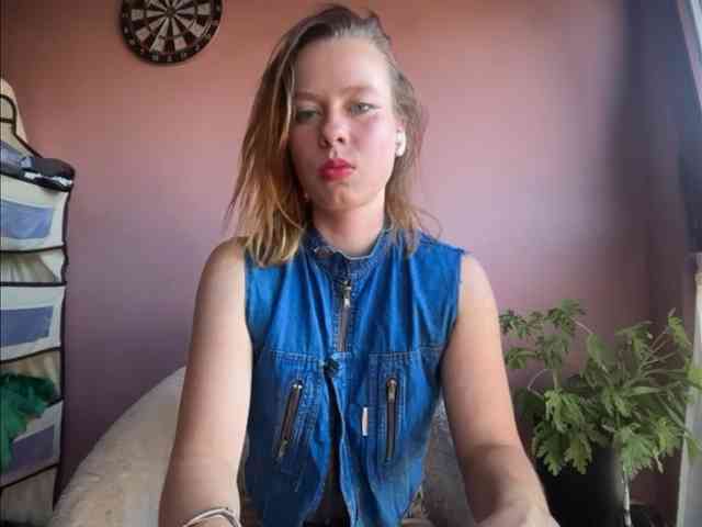 BettyLovely webcam