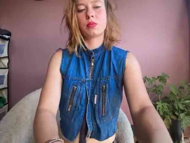 BettyLovely webcam