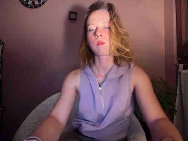 BettyLovely webcam