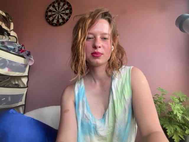 BettyLovely webcam