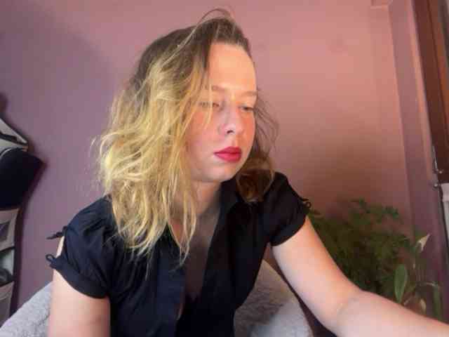 BettyLovely webcam