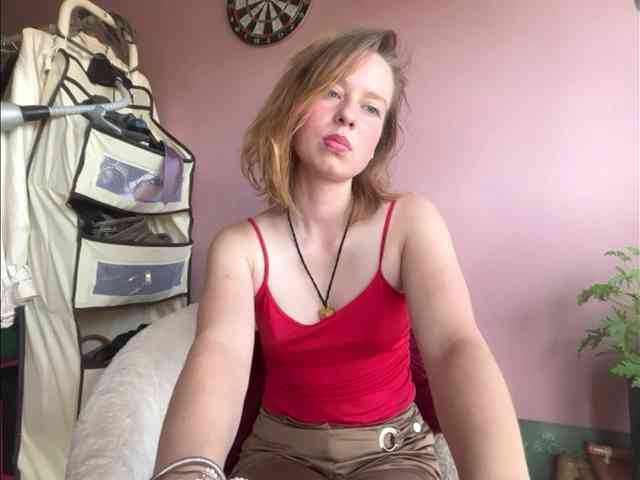 BettyLovely webcam