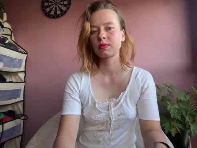 BettyLovely webcam