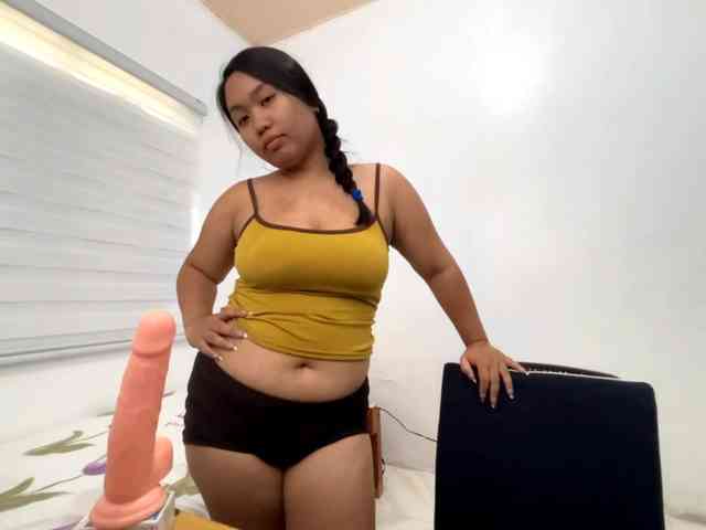 ClaudiaAllTheWay webcam
