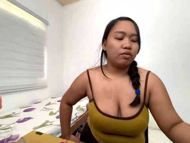 ClaudiaAllTheWay webcam