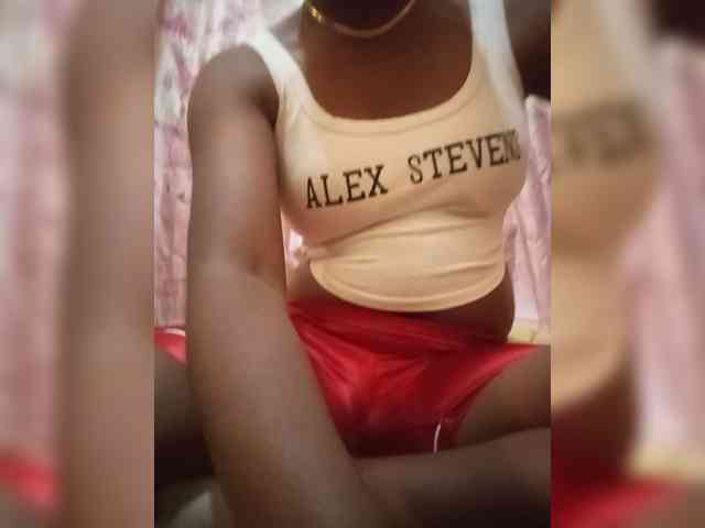 Minousexy1 webcam