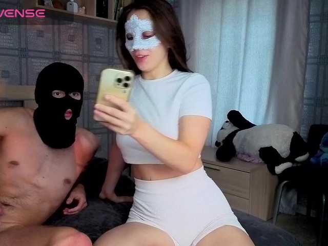 Double-Trouble live cam on BongaCams