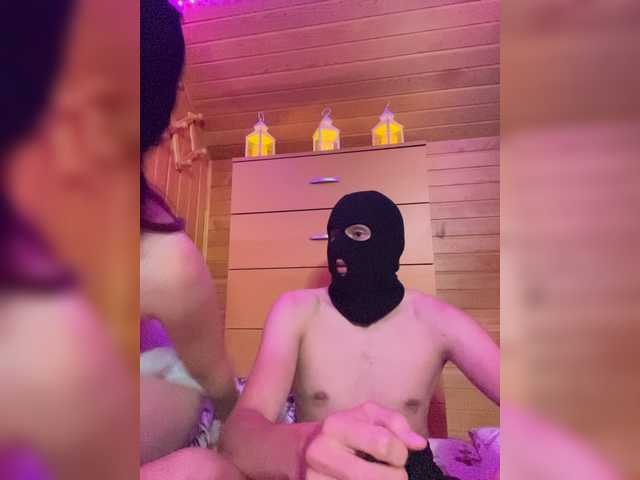 Double-Trouble live cam on BongaCams