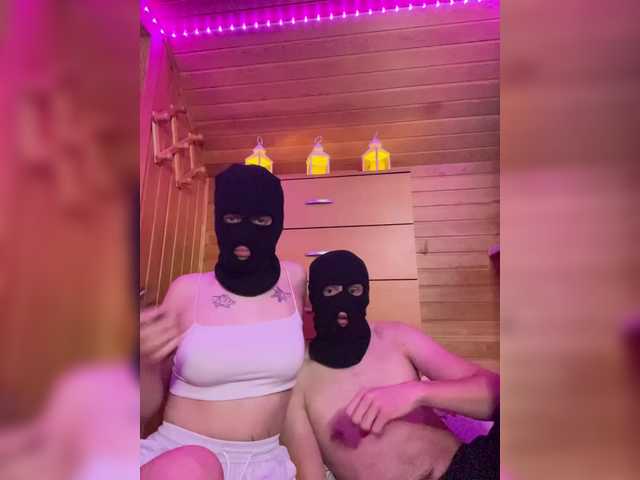 Double-Trouble live cam on BongaCams