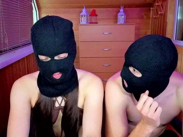 Double-Trouble live cam on BongaCams
