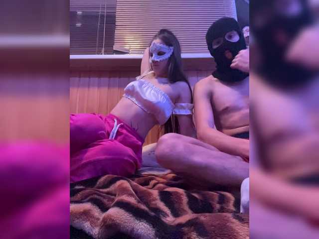 Double-Trouble live cam on BongaCams