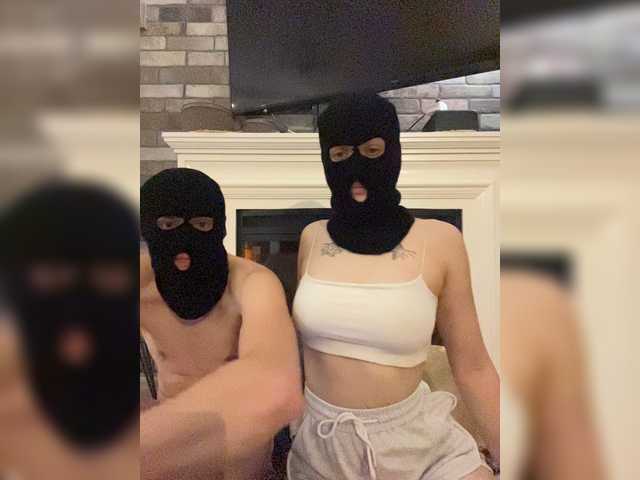 Double-Trouble live cam on BongaCams