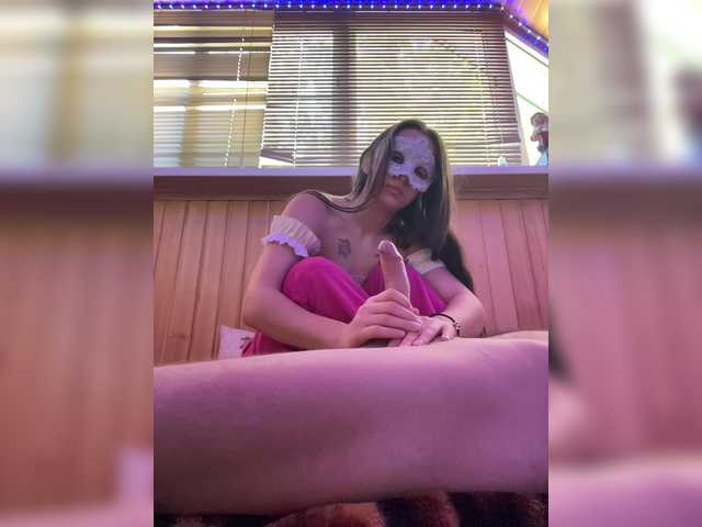 Double-Trouble live cam on BongaCams