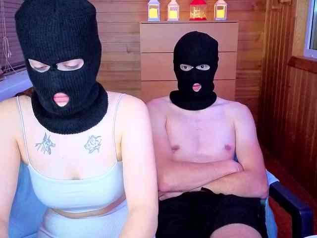 Double-Trouble webcam