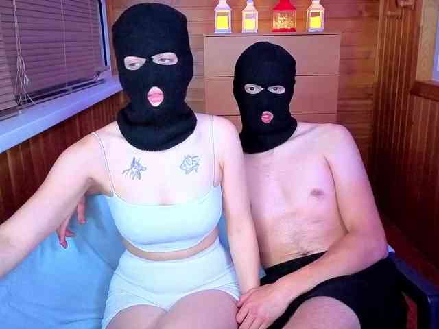 Double-Trouble webcam