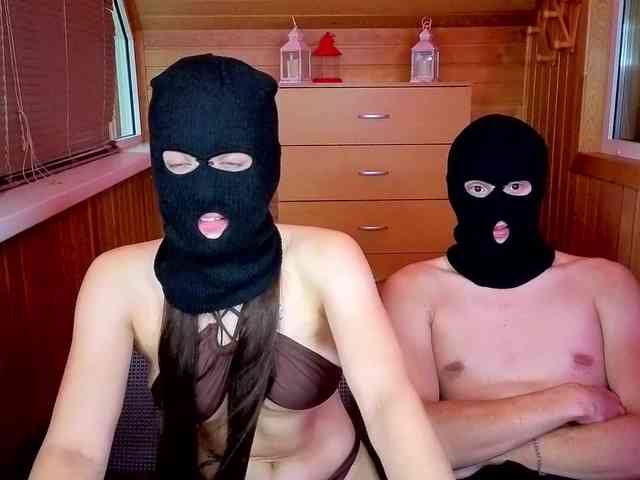 Double-Trouble webcam