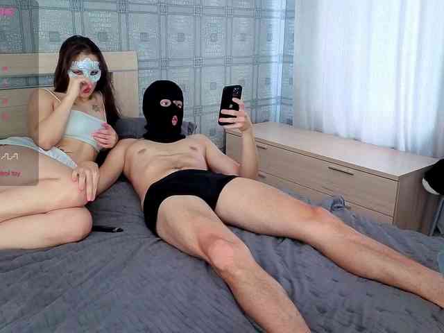 Double-Trouble webcam