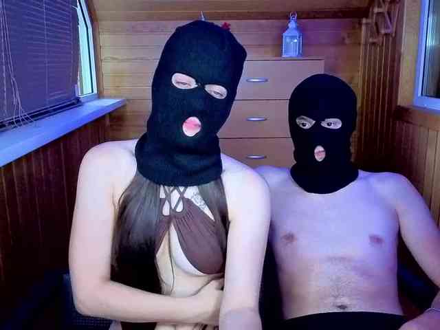 Double-Trouble webcam