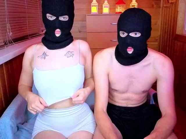 Double-Trouble webcam