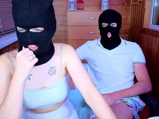 Double-Trouble webcam