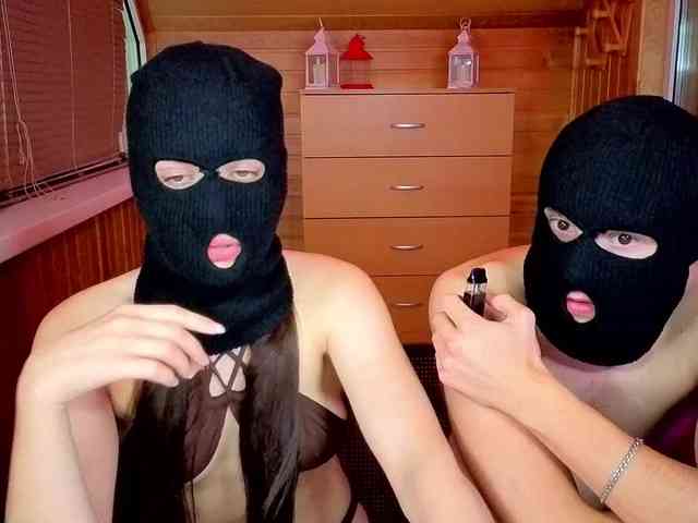 Double-Trouble webcam