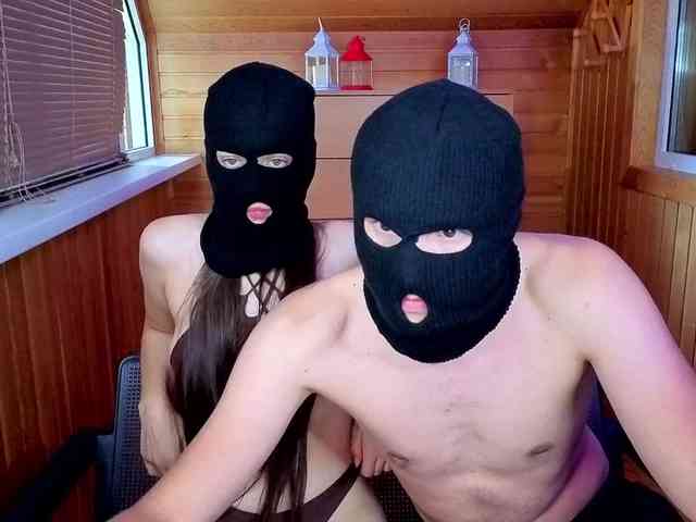 Double-Trouble webcam