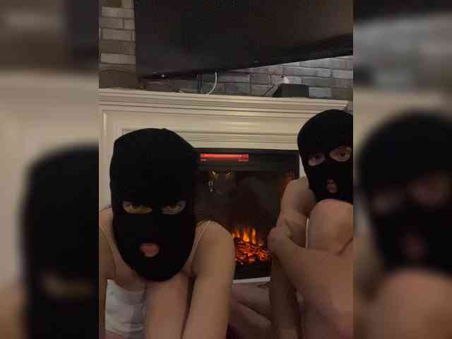 Double-Trouble webcam