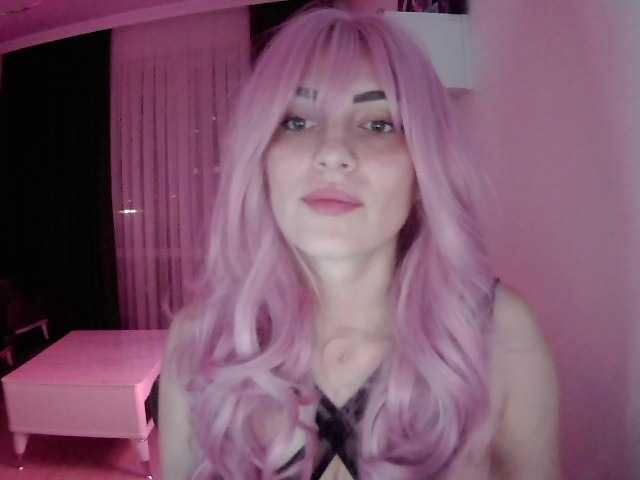 Sia-Akuma live cam on BongaCams