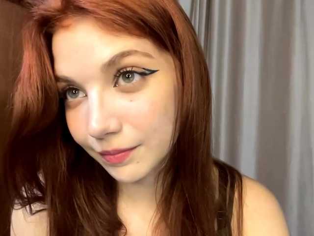 MyrleLinnan live cam on BongaCams