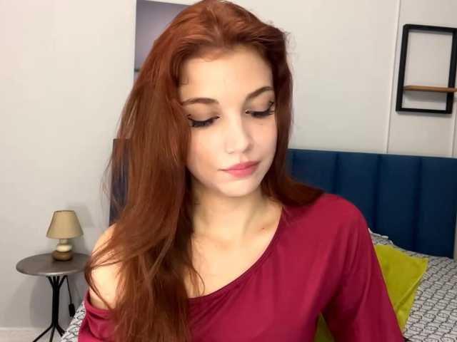 MyrleLinnan live cam on BongaCams