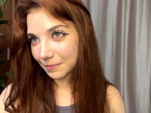 MyrleLinnan live cam on BongaCams