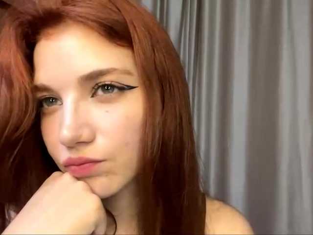 MyrleLinnan live cam on BongaCams