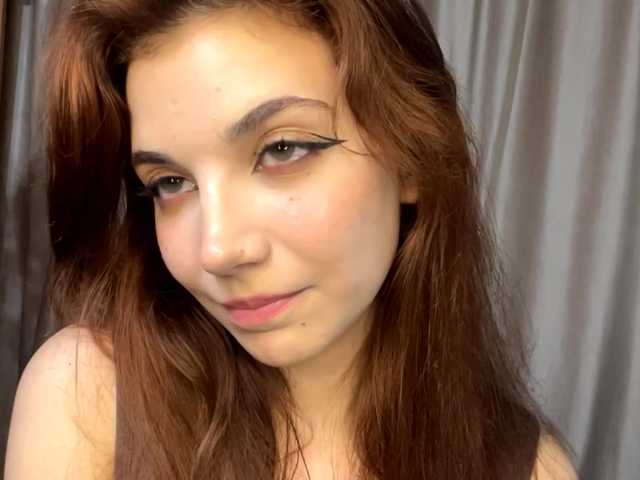 MyrleLinnan Cam en direct sur BongaCams