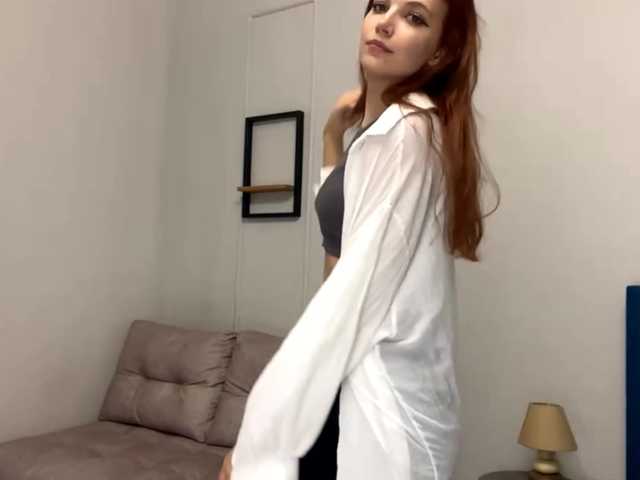 MyrleLinnan live cam on BongaCams
