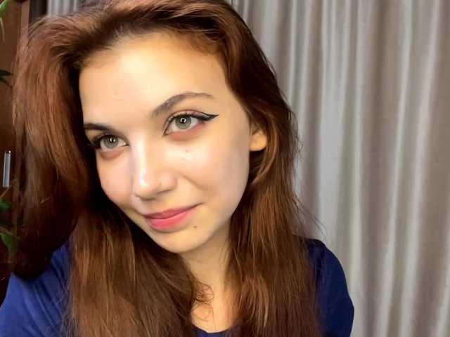 MyrleLinnan live cam on BongaCams