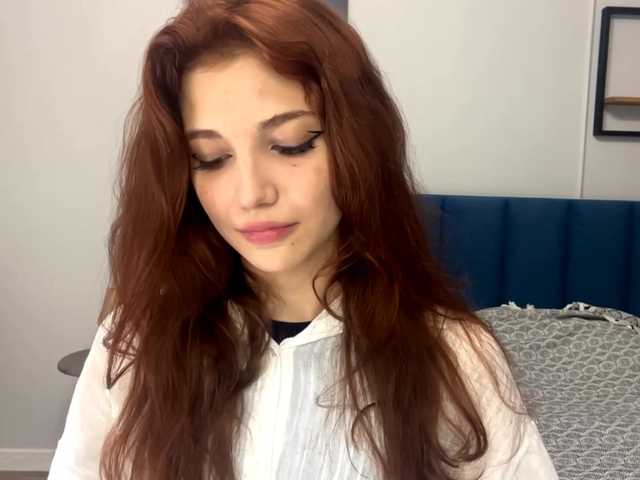 MyrleLinnan live cam on BongaCams