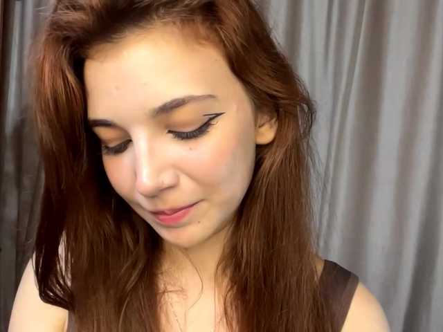 MyrleLinnan live cam on BongaCams