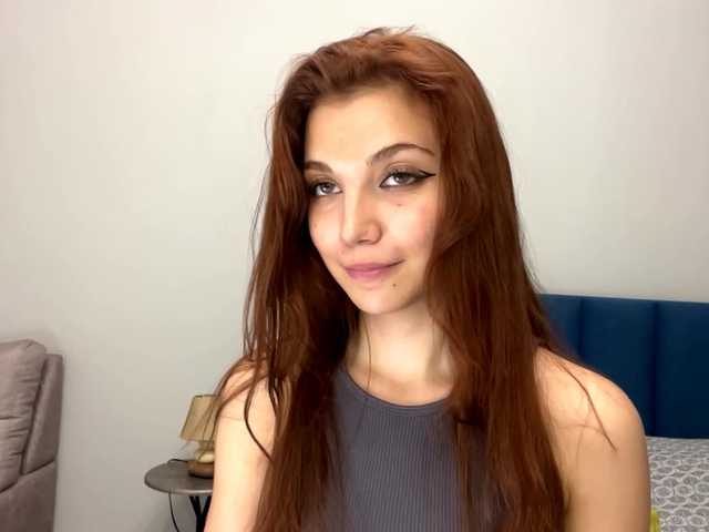 MyrleLinnan live cam on BongaCams