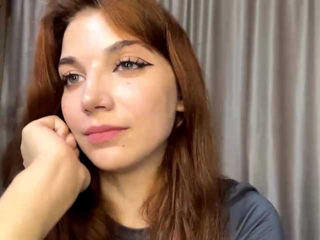 MyrleLinnan live cam on BongaCams
