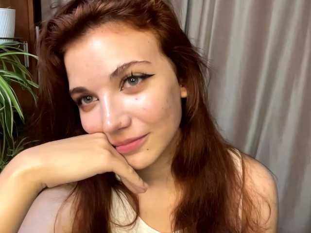 MyrleLinnan, 18 y/o - Live Cam on BongaCams