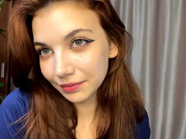 MyrleLinnan live cam on BongaCams