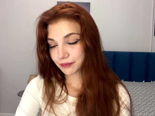 MyrleLinnan live cam on BongaCams