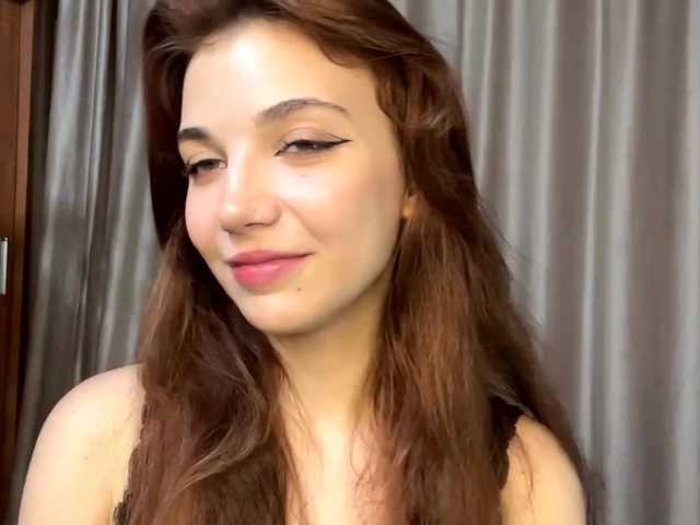 MyrleLinnan live cam on BongaCams