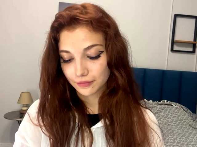 MyrleLinnan live cam on BongaCams