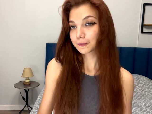 MyrleLinnan live cam on BongaCams