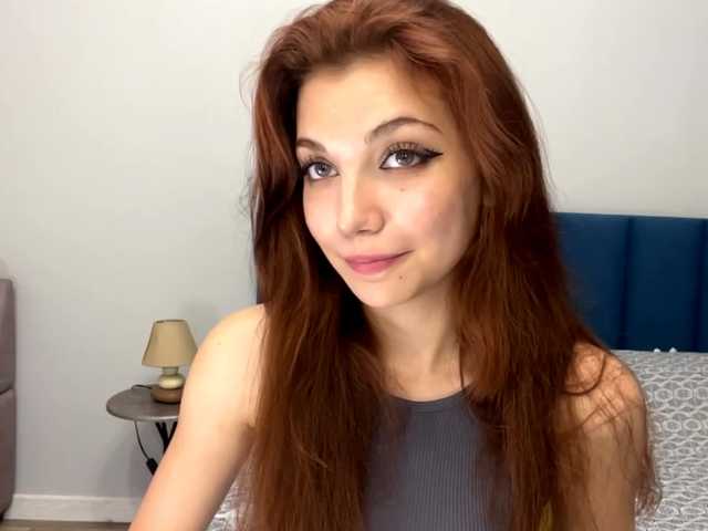 MyrleLinnan live cam on BongaCams