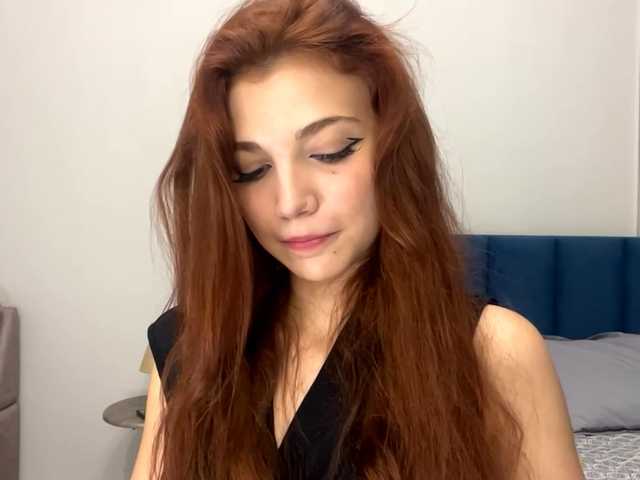 MyrleLinnan live cam on BongaCams