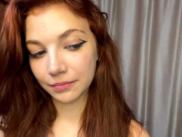 MyrleLinnan live cam on BongaCams