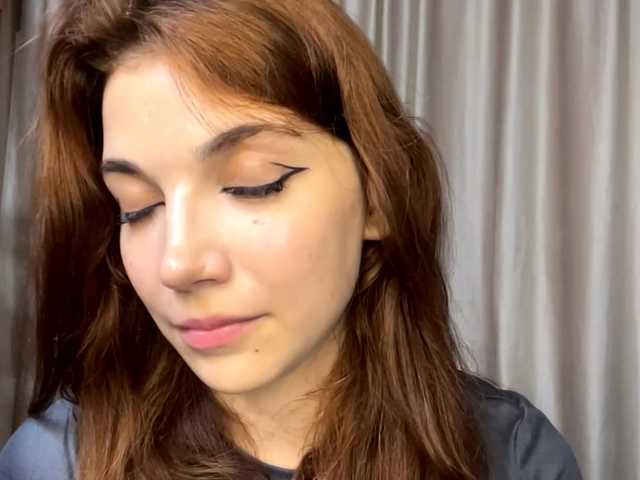 MyrleLinnan live cam on BongaCams